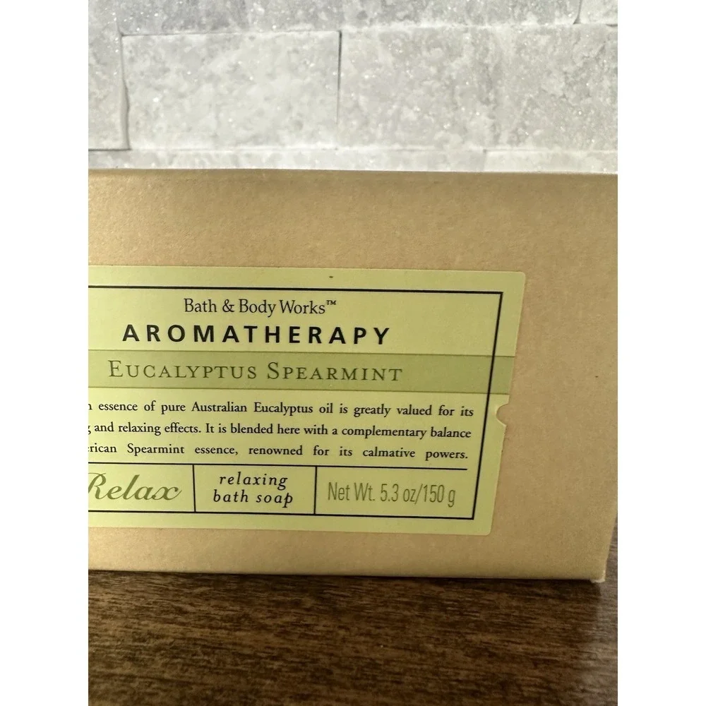 Bath & Body Works Stress Relief Eucalyptus Spearmint Nourishing Bar Soap 5.3 Oz‎